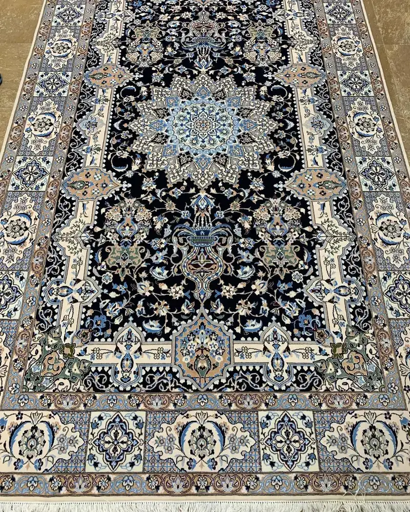 سجادة أصفهان فارسية معقودة يدوياً — ميدالية نجمية معمارية بالأزرق الليلي — 160 × 257 cm, PRR-IS-024