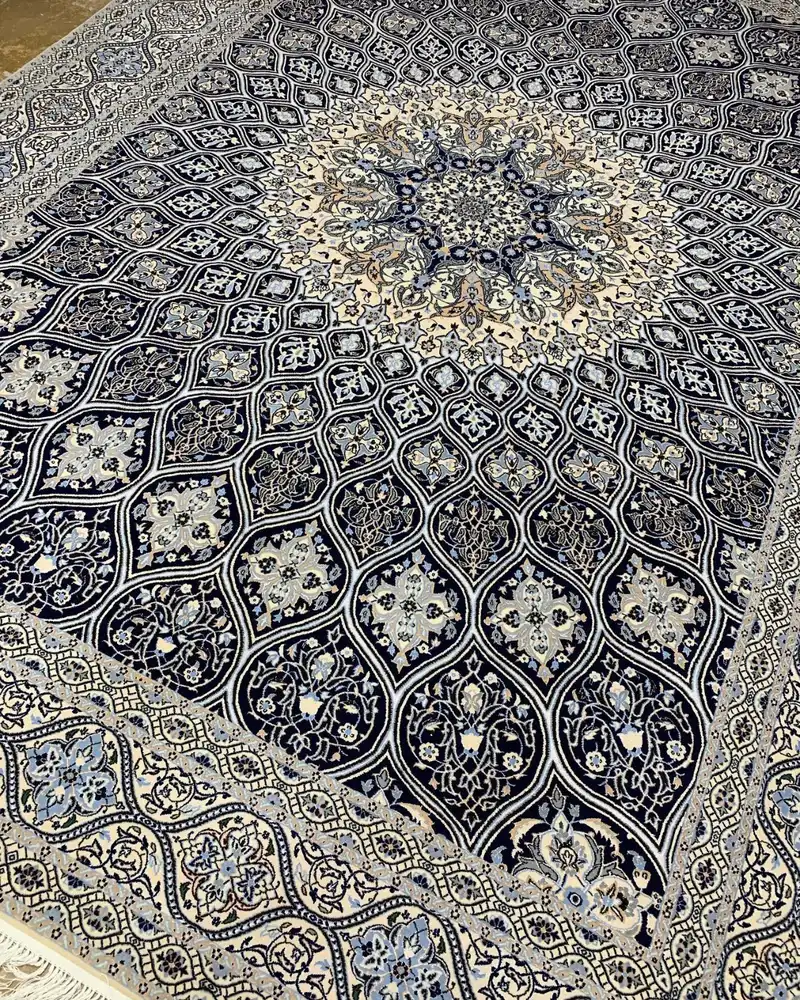 Персидский ковёр Исфахан — Тёмно-синий лучевой медальон «Гонбад» — 250 × 350 cm
