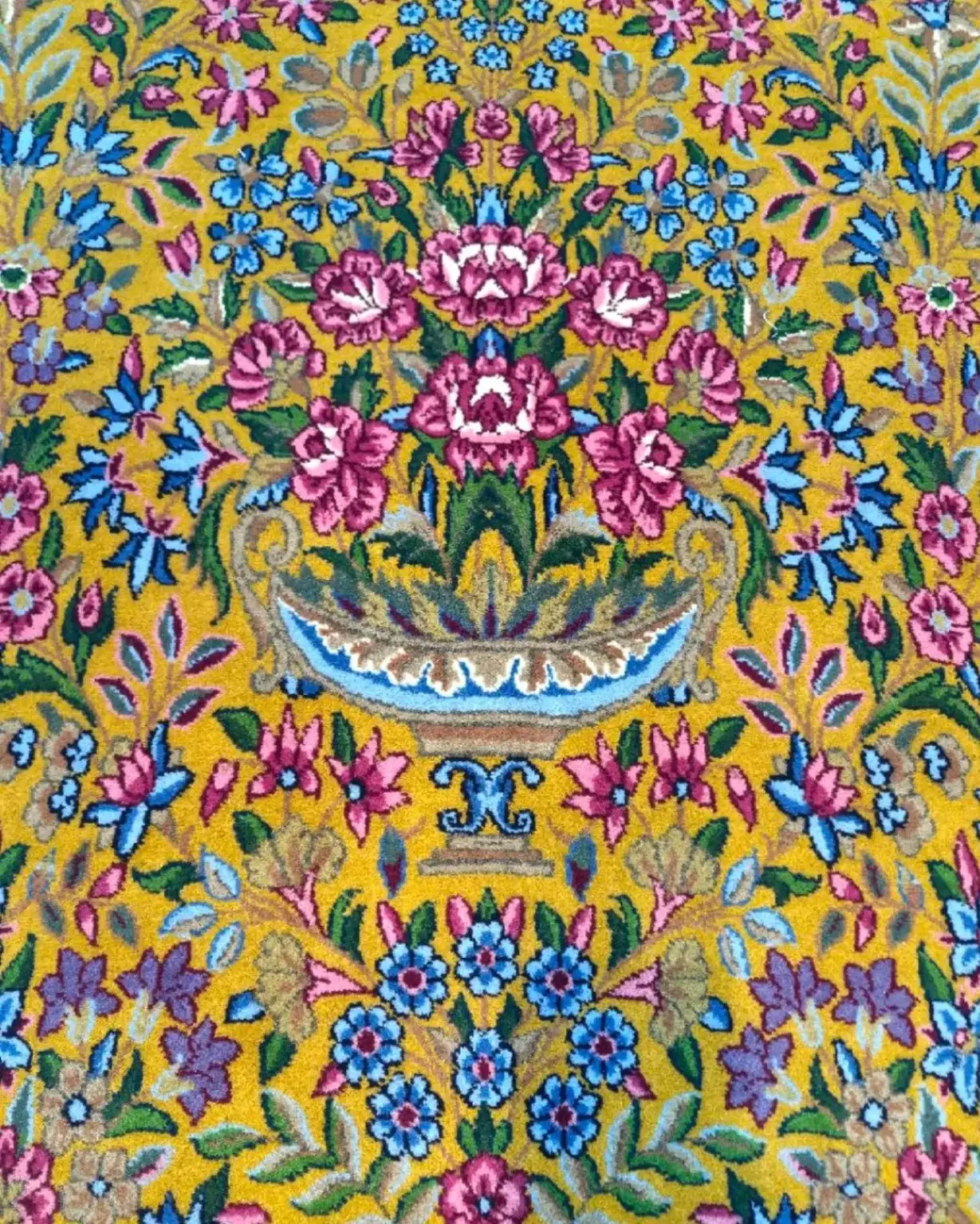 Saffron Vase Garden of Kerman — vase detail