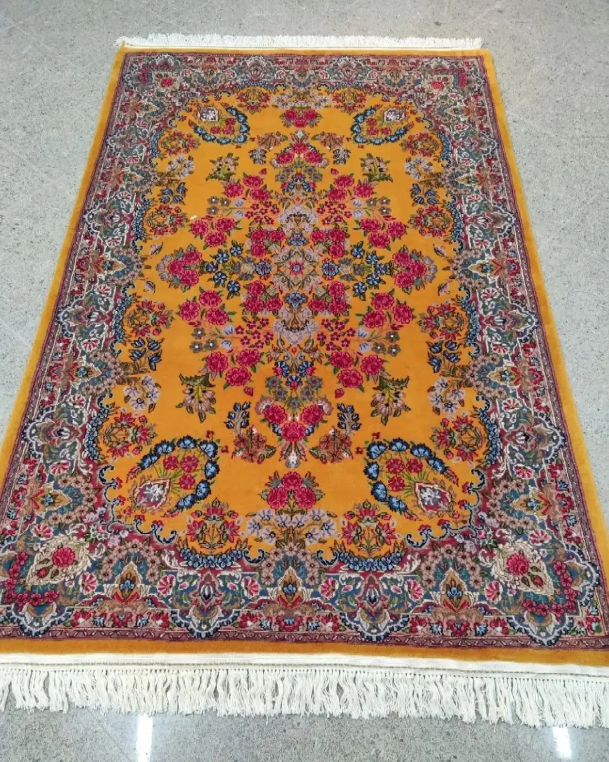 Golden Bloom Harmony — complete view