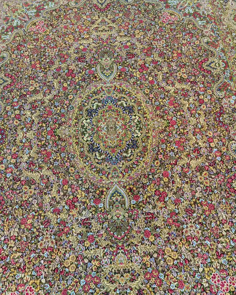 Golden Blossom Medallion — medallion detail