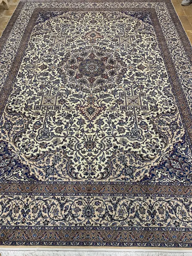 سجادة نايين فارسية معقودة يدوياً — ميدالية هندسية — 250 × 350 cm, PRR-NN-002