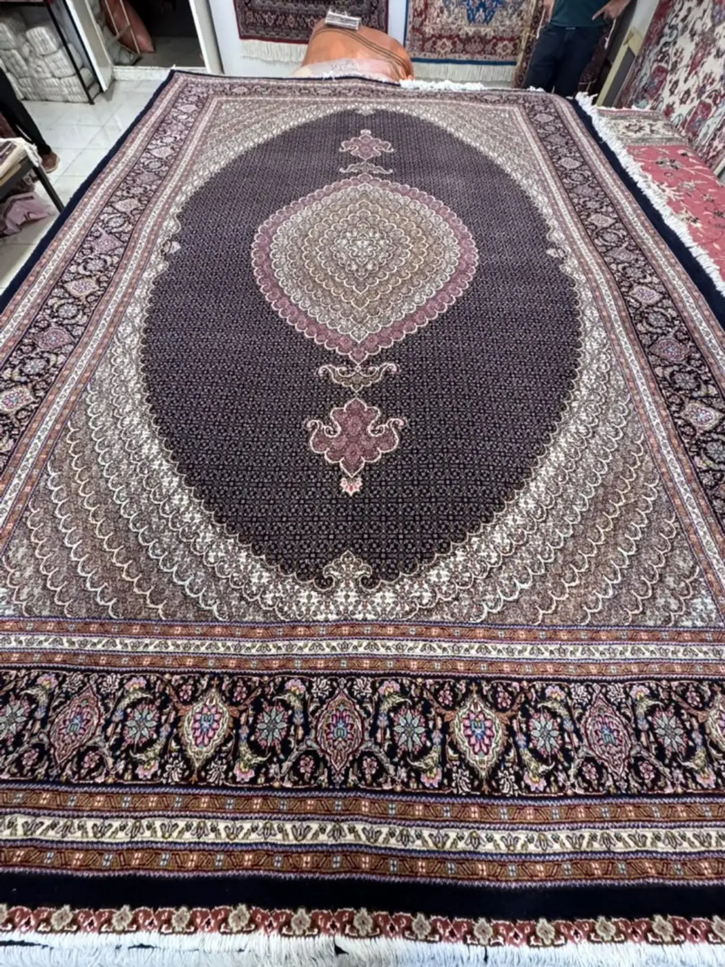 Royal Herati Medallion — PRR-AL-001