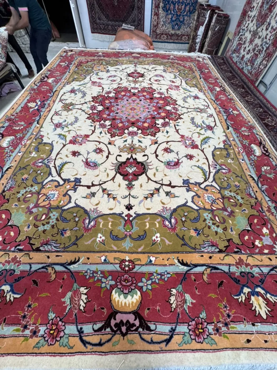 Crimson Crown of Ardabil — PRR-AL-002