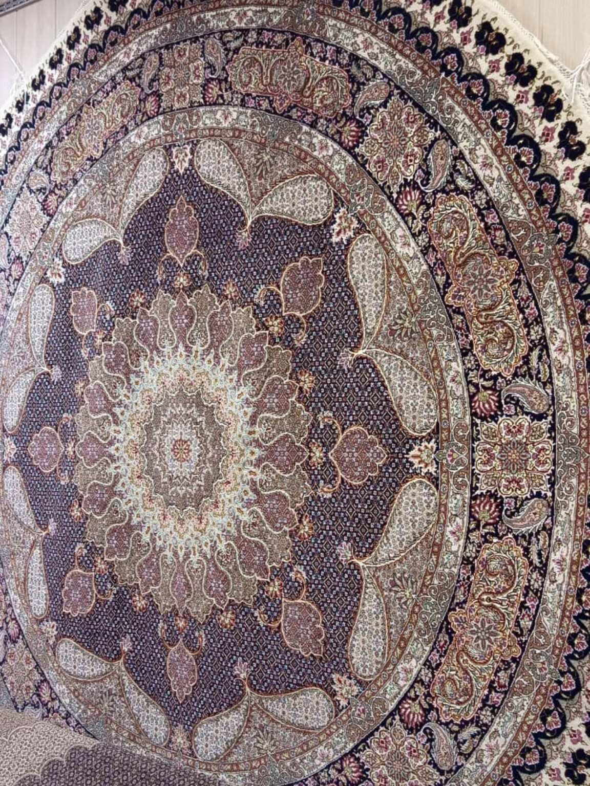 Imperial Pearl Medallion Round Rug — PRR-RR-007 — image 1