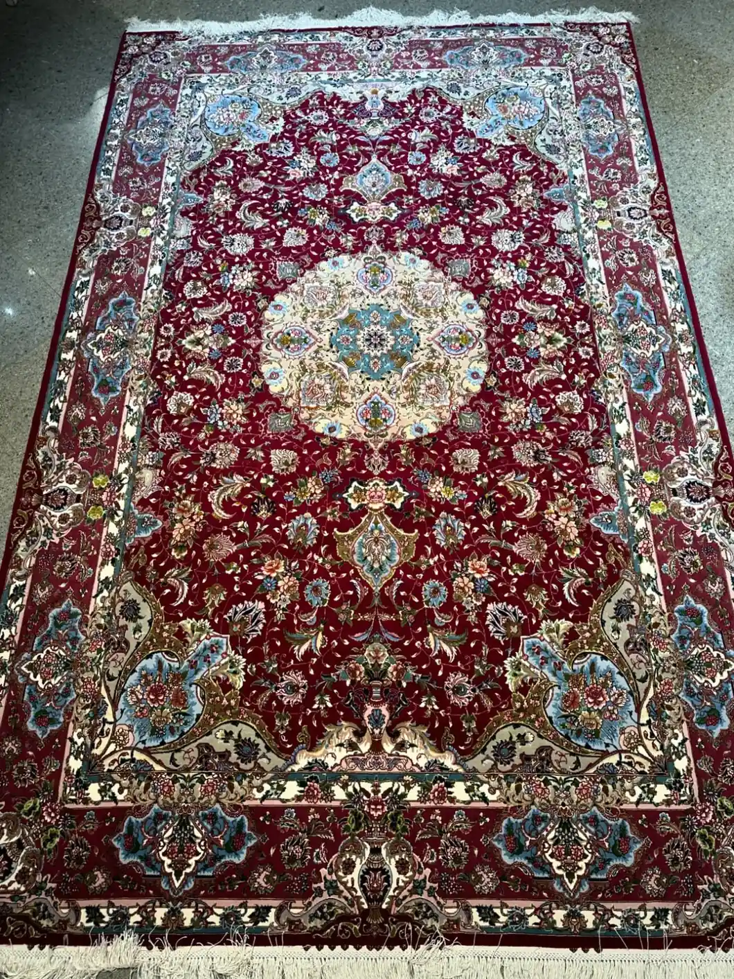 Ruby Medallion Tabriz Carpet — PRR-TZ-021