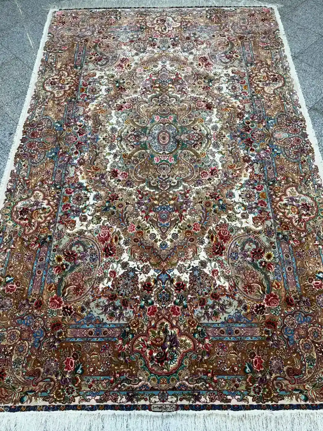 Royal Saffron Elegance — PRR-TZ-028